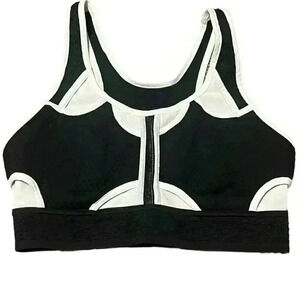 Nike Training Ultrabreathe medium support swoosh sports bra in black